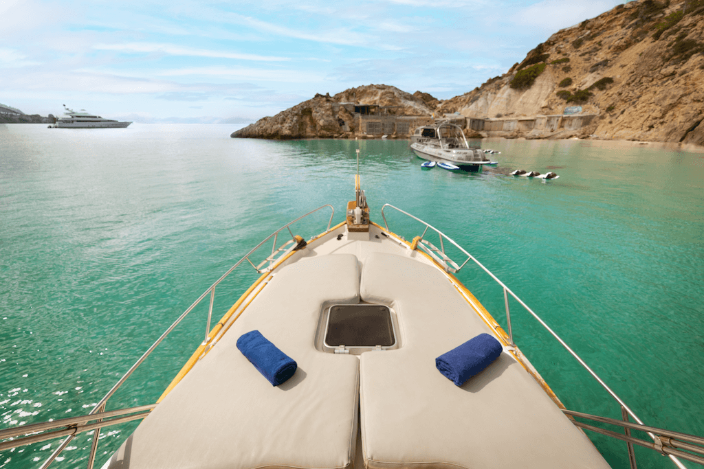 classic-boat-cabin-exterior