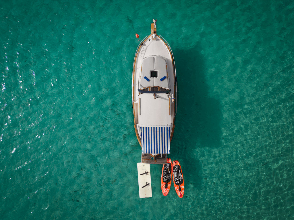 classic-boat-sea-views-ibiza